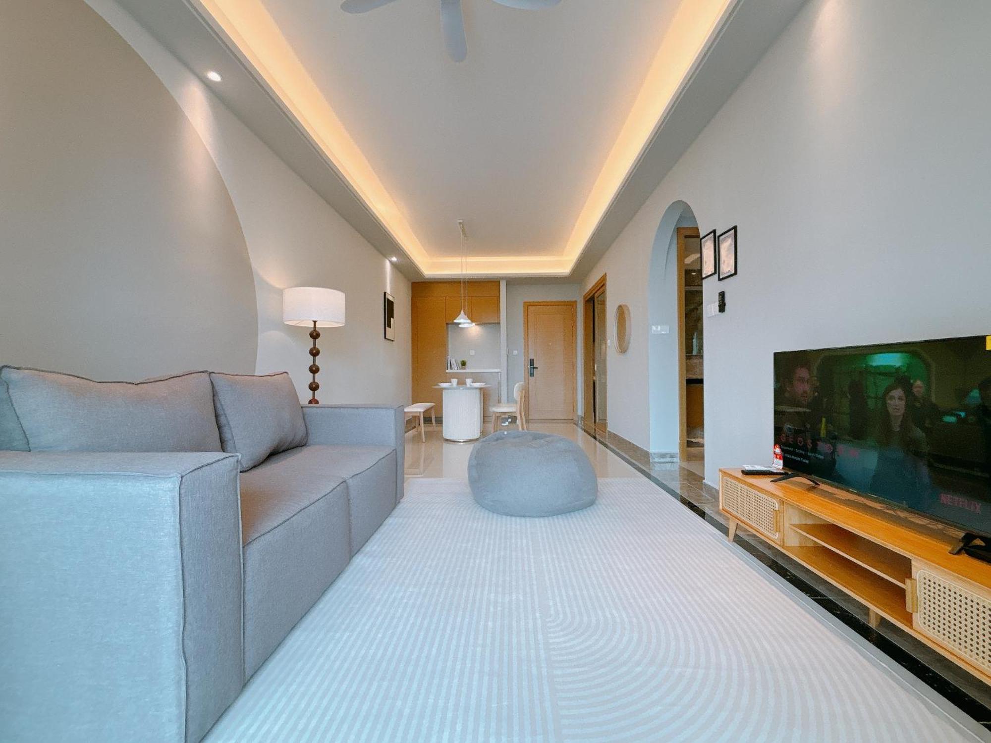 Apartment R&f Princess Cove Seine Region By Lions Bay *
