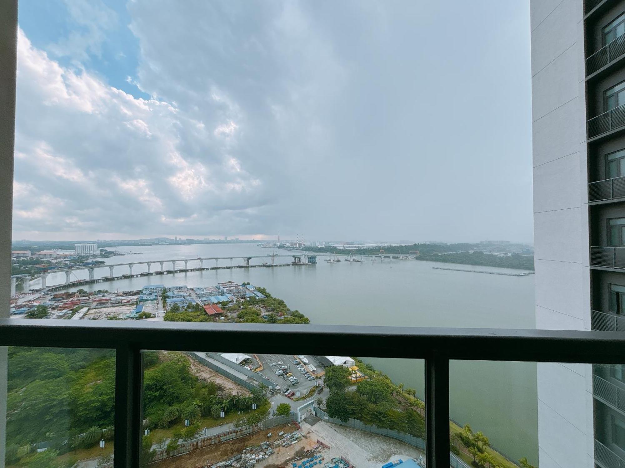 R&f Princess Cove Seine Region By Lions Bay Apartment *