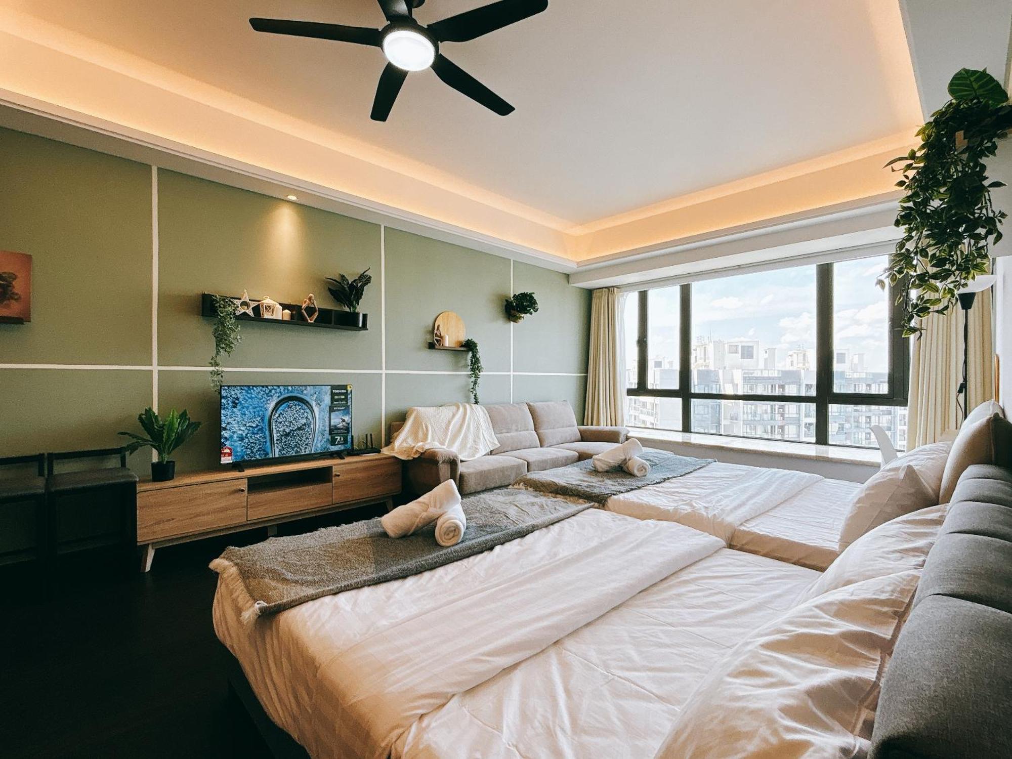 Apartment R&f Princess Cove Seine Region By Lions Bay *